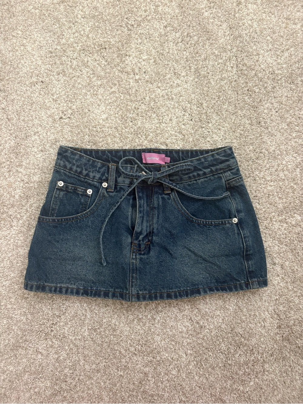 EDIKTED SKORT